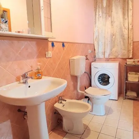 Casa Vacanze Sabina * Монталлегро